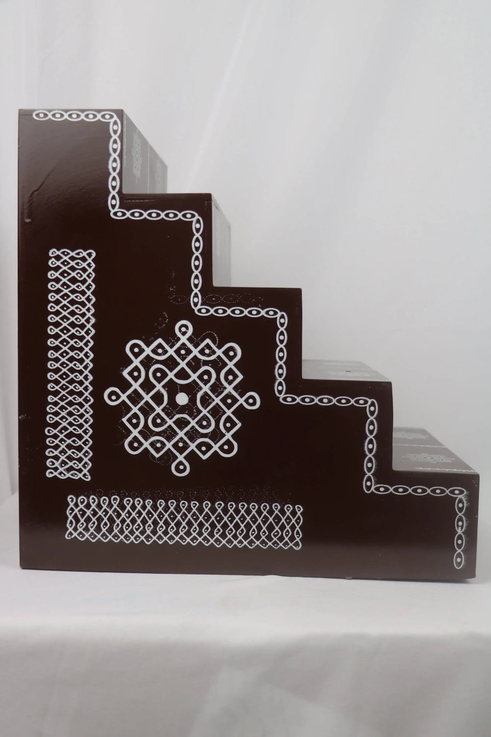 Traditional Hand Painted Wooden Pooja Steps – Artisan Made SRI_SURYADAYA_CHENNAPATNAM