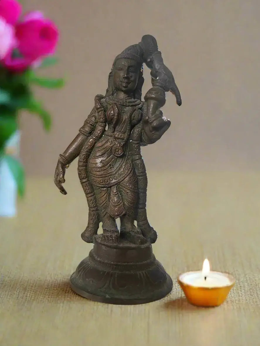 Meenakshi Amman Panchaloha Idol – Antique Finish Sculpture Panchaloha