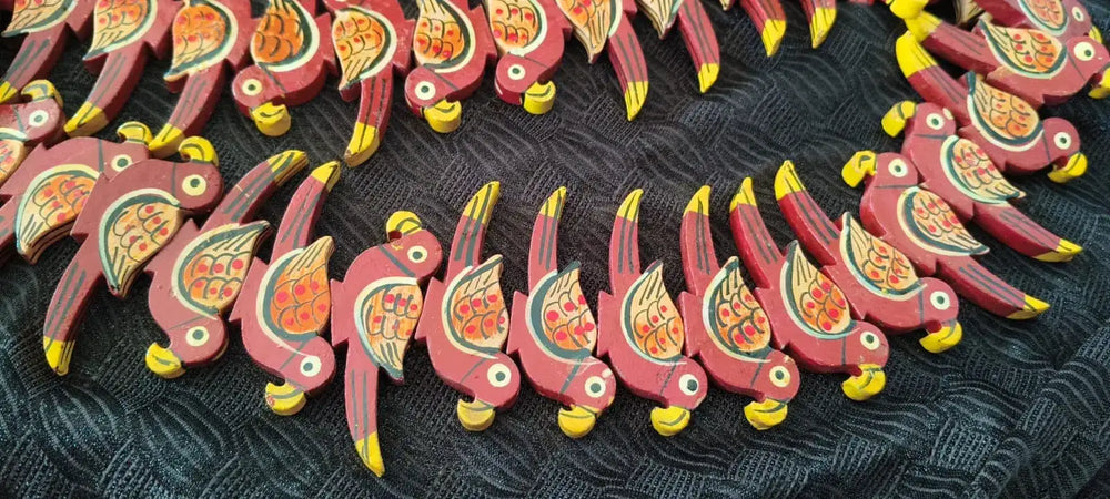 Traditional Wooden Parrot Wall Décor Wooden Lacquerware