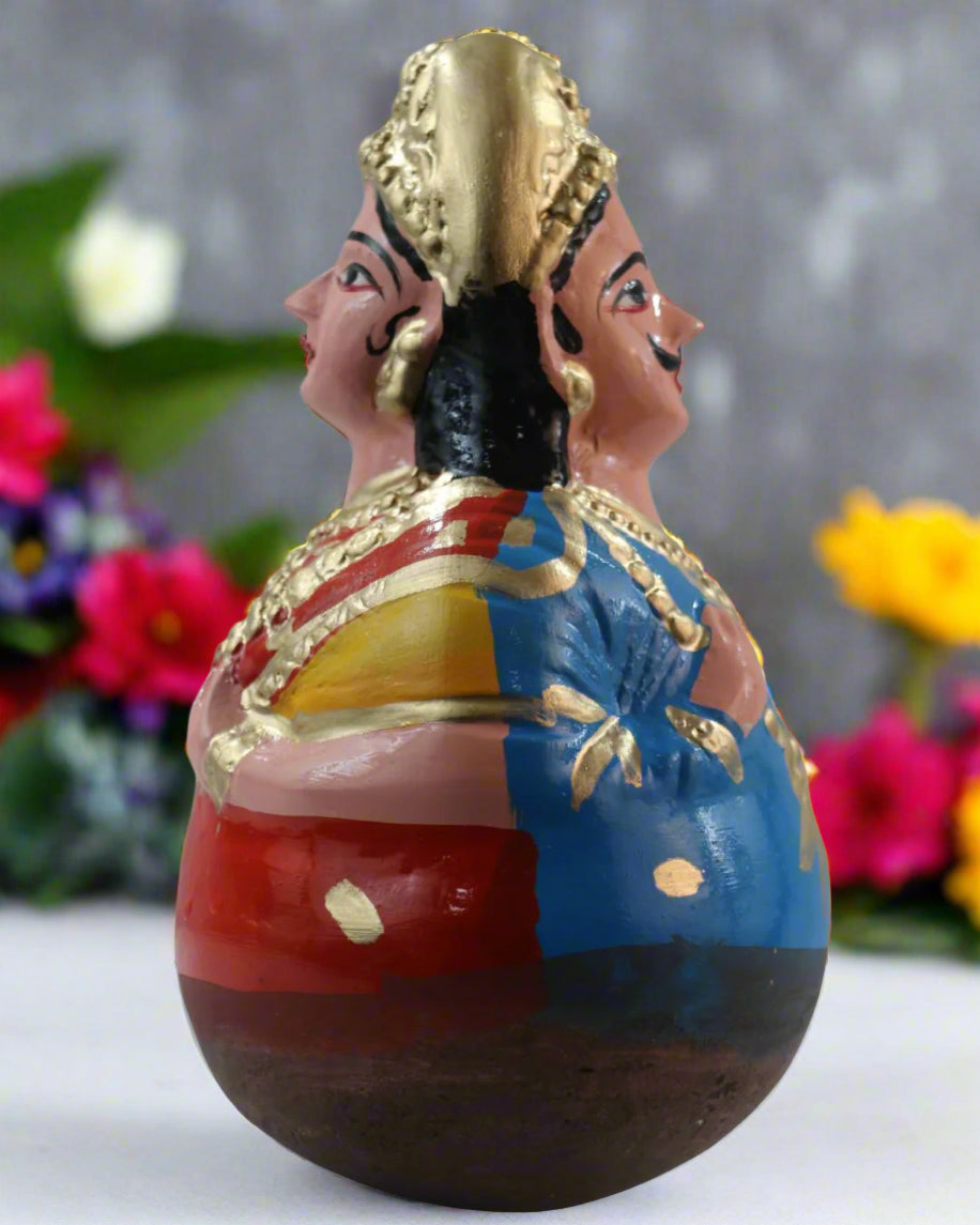 Bobblehead Dolls for Golu – Classic South Indian Thalaiyatti Bommai