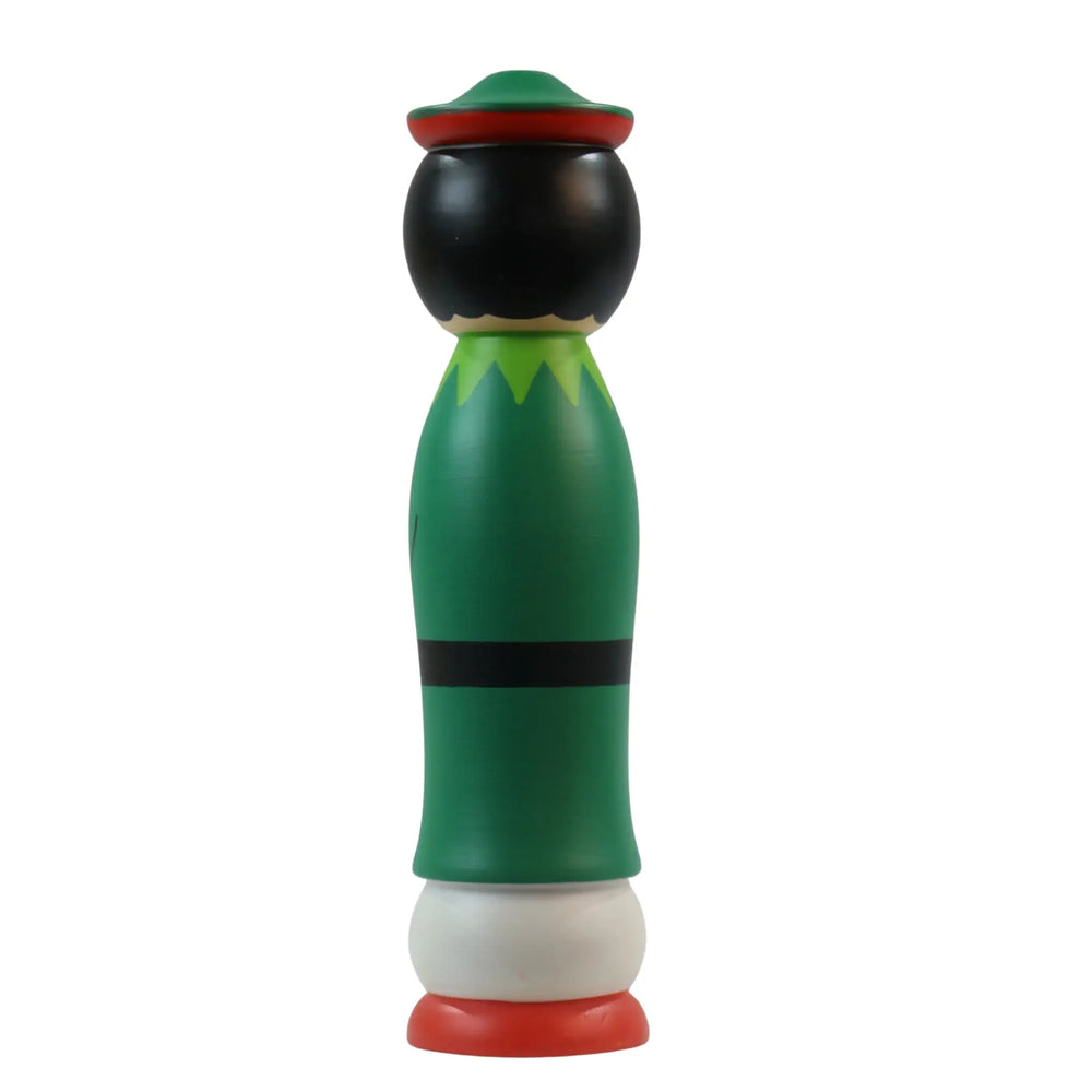 Non-toxic and durable wooden character peg dolls set