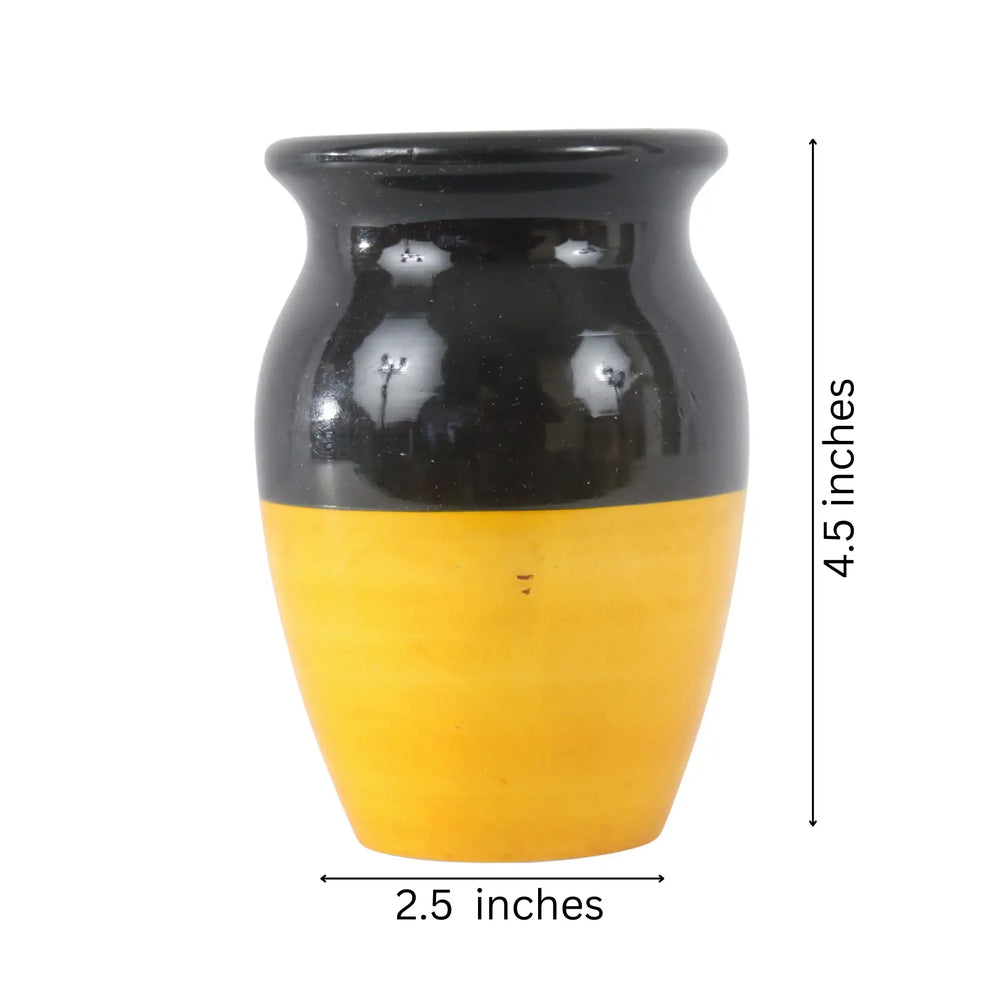 Elegant traditional vase for dining table