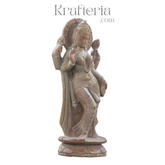 MahaLaxmi Devatha Murti – Sacred Art Celebrating Wealth and Well-being