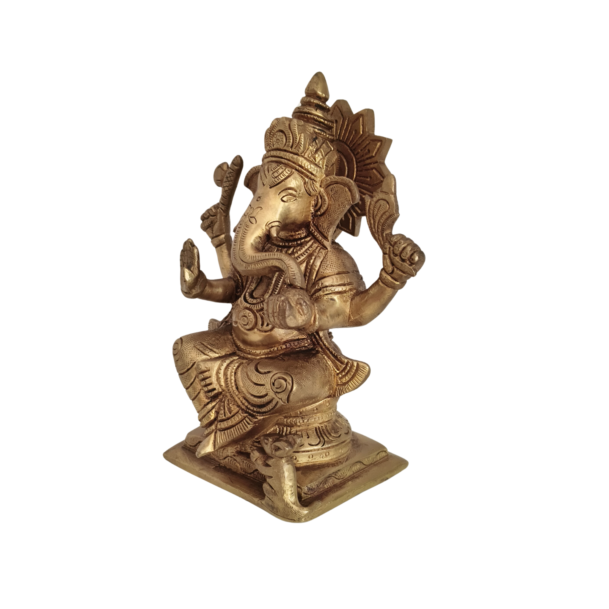 Divine Brass Lord Ganesha Idol – Symbol of Wisdom, Prosperity, and Auspicious Beginnings