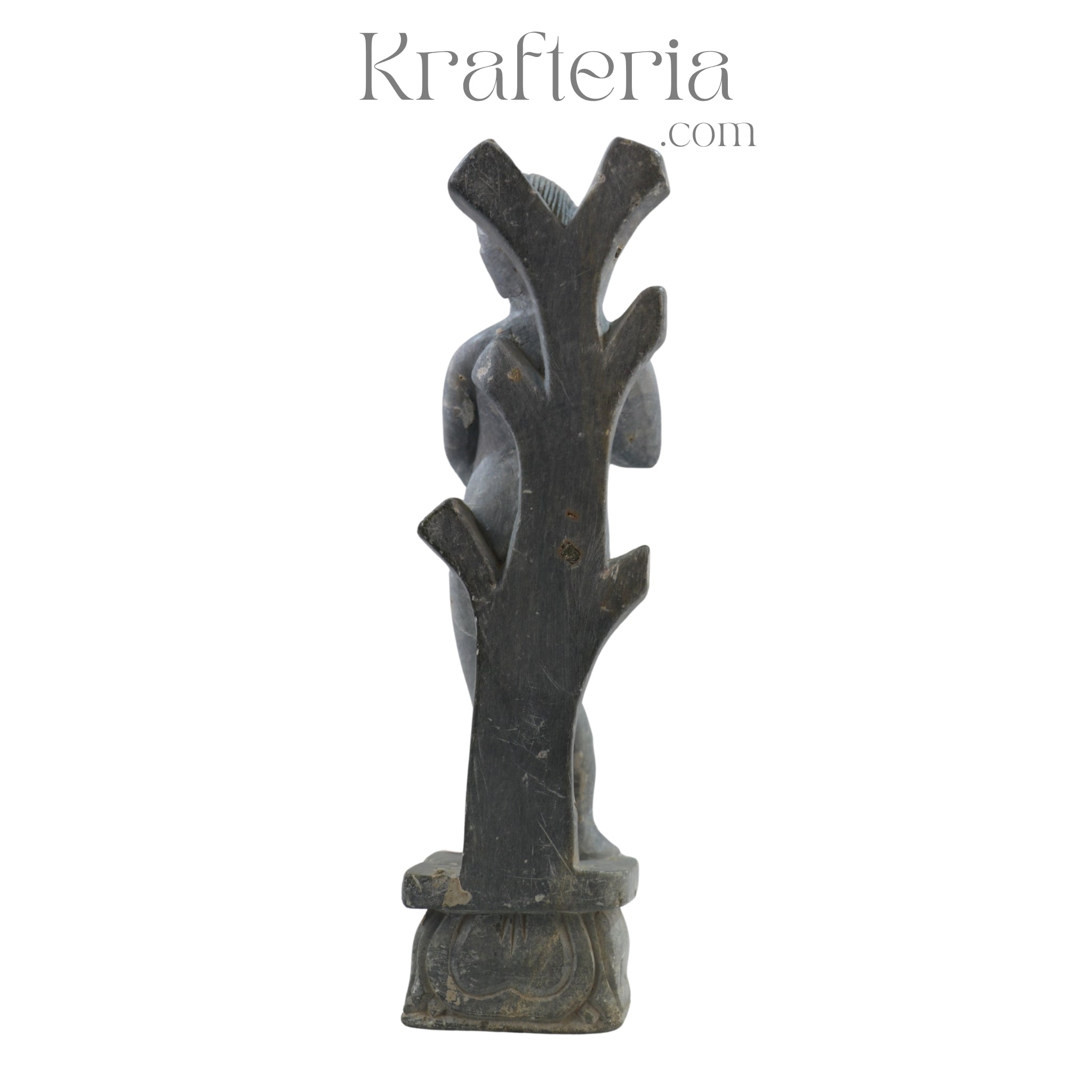 Elegant Sculpture of Girl with Hand on Chest – Expressive and Thoughtful