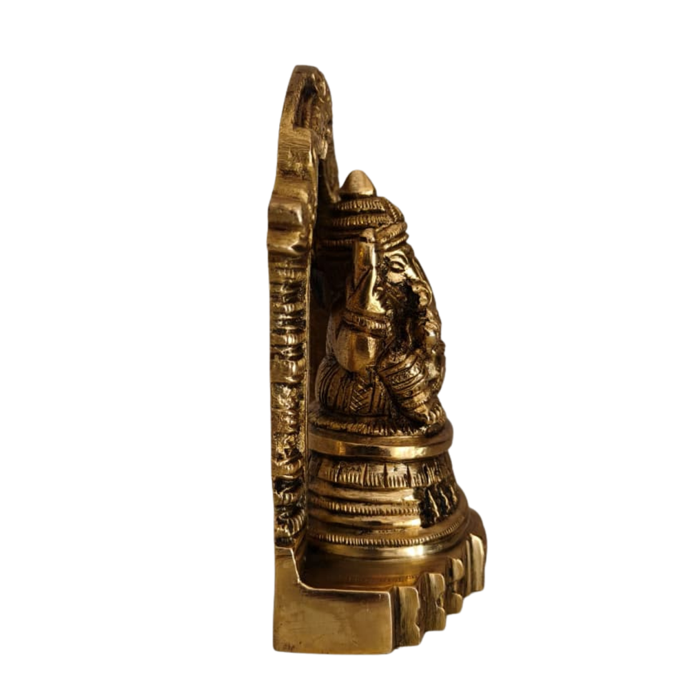 Brass Ganesha Idol with Prabhavali Arch - Lord of New Beginnings   Brass Artwork