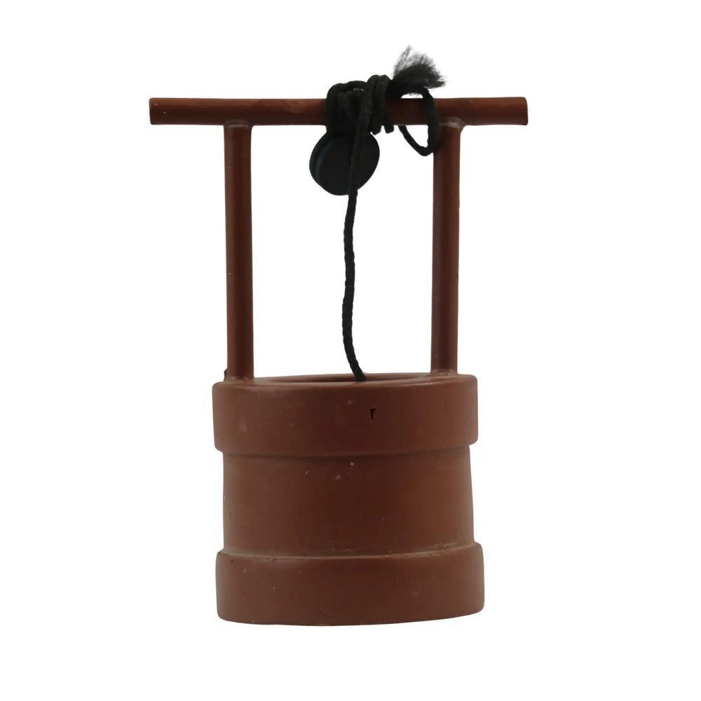 Mini decorative wishing well for home