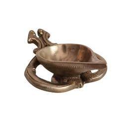 Handcrafted Brass Handheld Diya   Brass Artwork