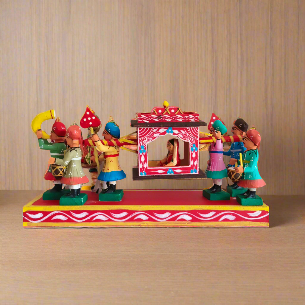 Traditional Kondapalli Pelli Pallaki  Set – Handcrafted Indian Marriage Scene