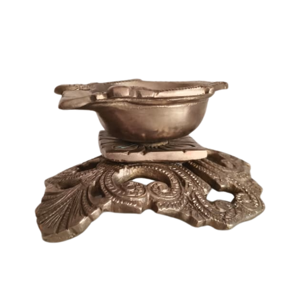 Ornate Pedestal Brass Diya | Handcrafted Traditional Oil Lamp   Brass Artwork