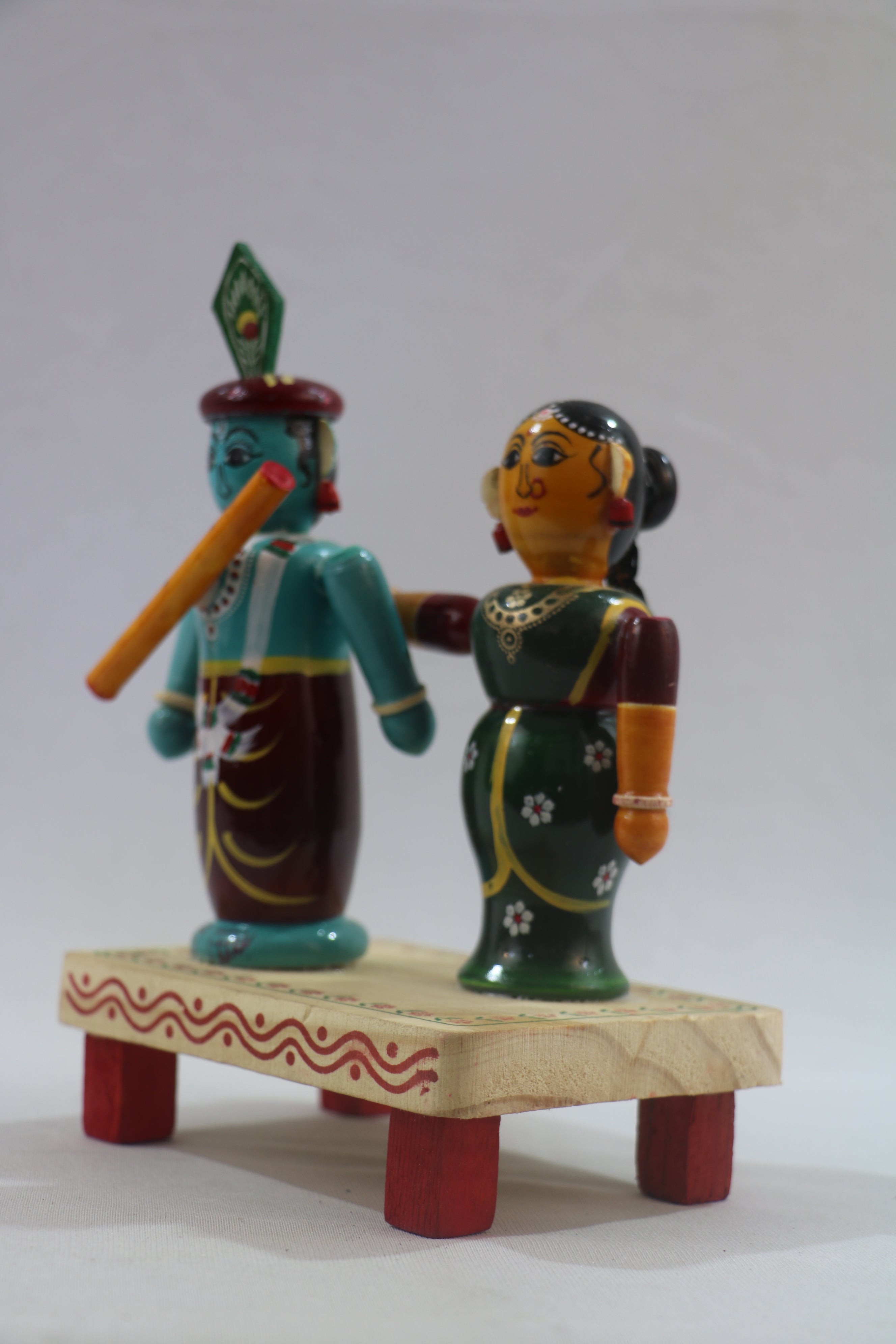 Wooden Radha Krishna Chennapattnam