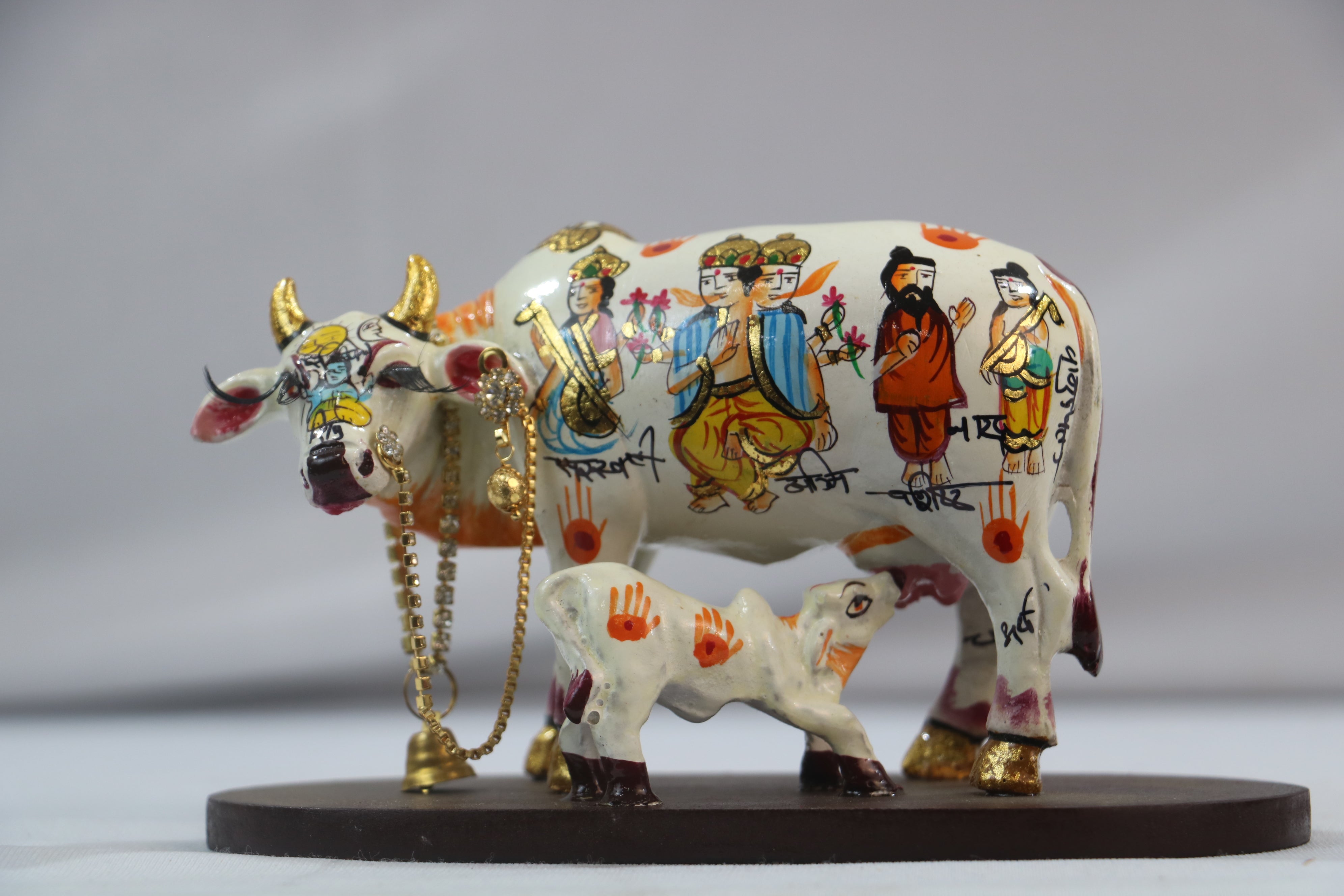 Kamadhenu Resin Cow with Calf | Decorative Spiritual Figurine