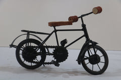 Metal Decorative Cycle – Vintage Style Home Decor Showpiece