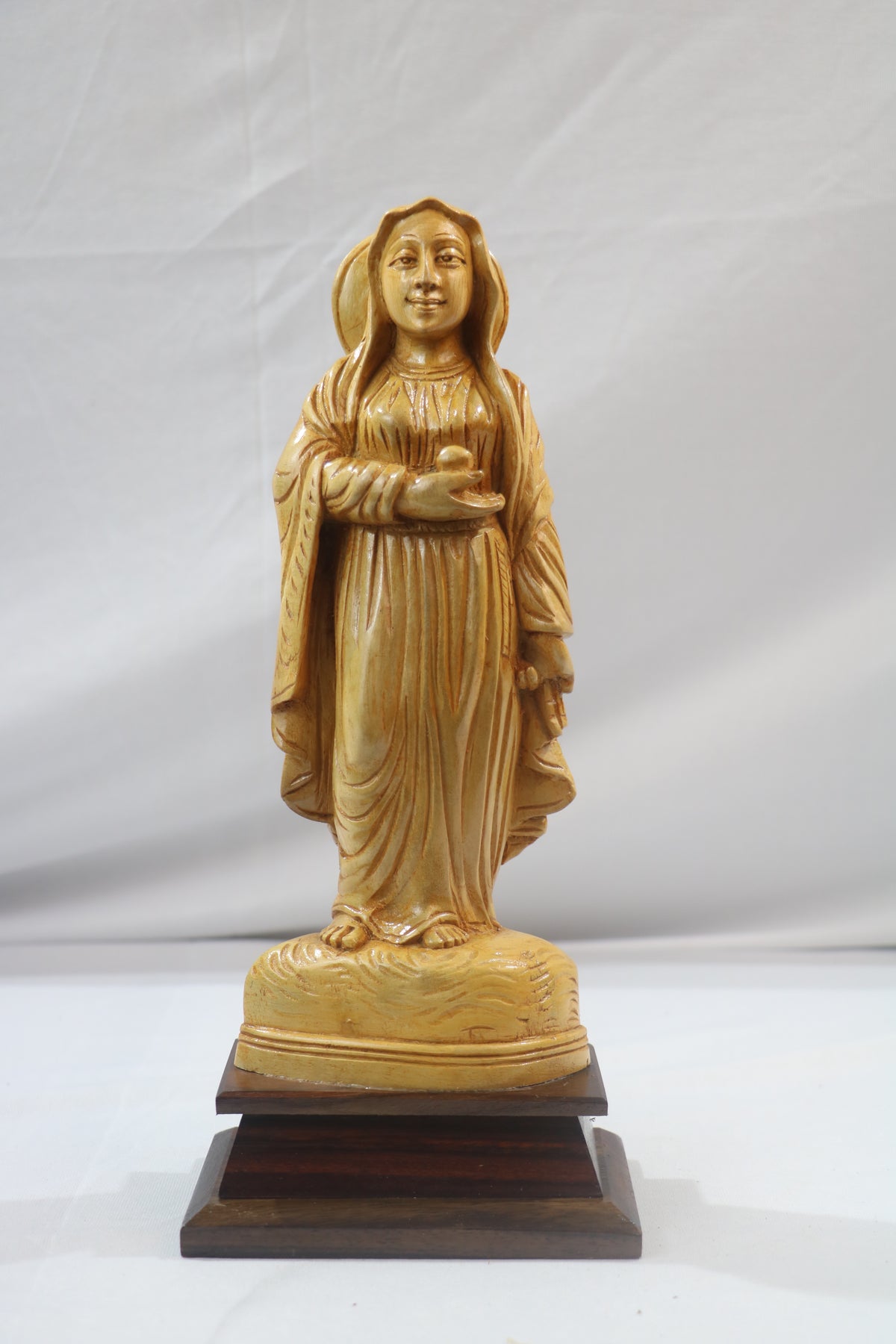 Shivani Wood Mother Mary