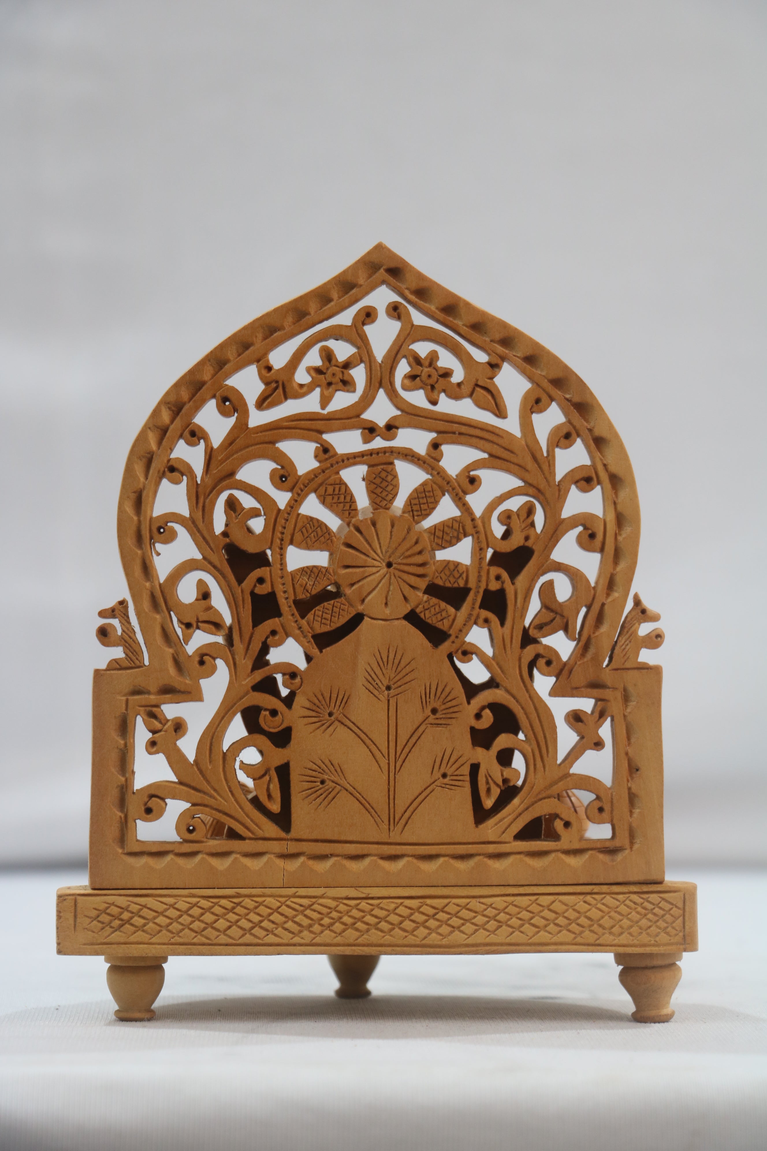 Wooden Lord Ganesh Jali Idol | Artisan Spiritual Sculpture