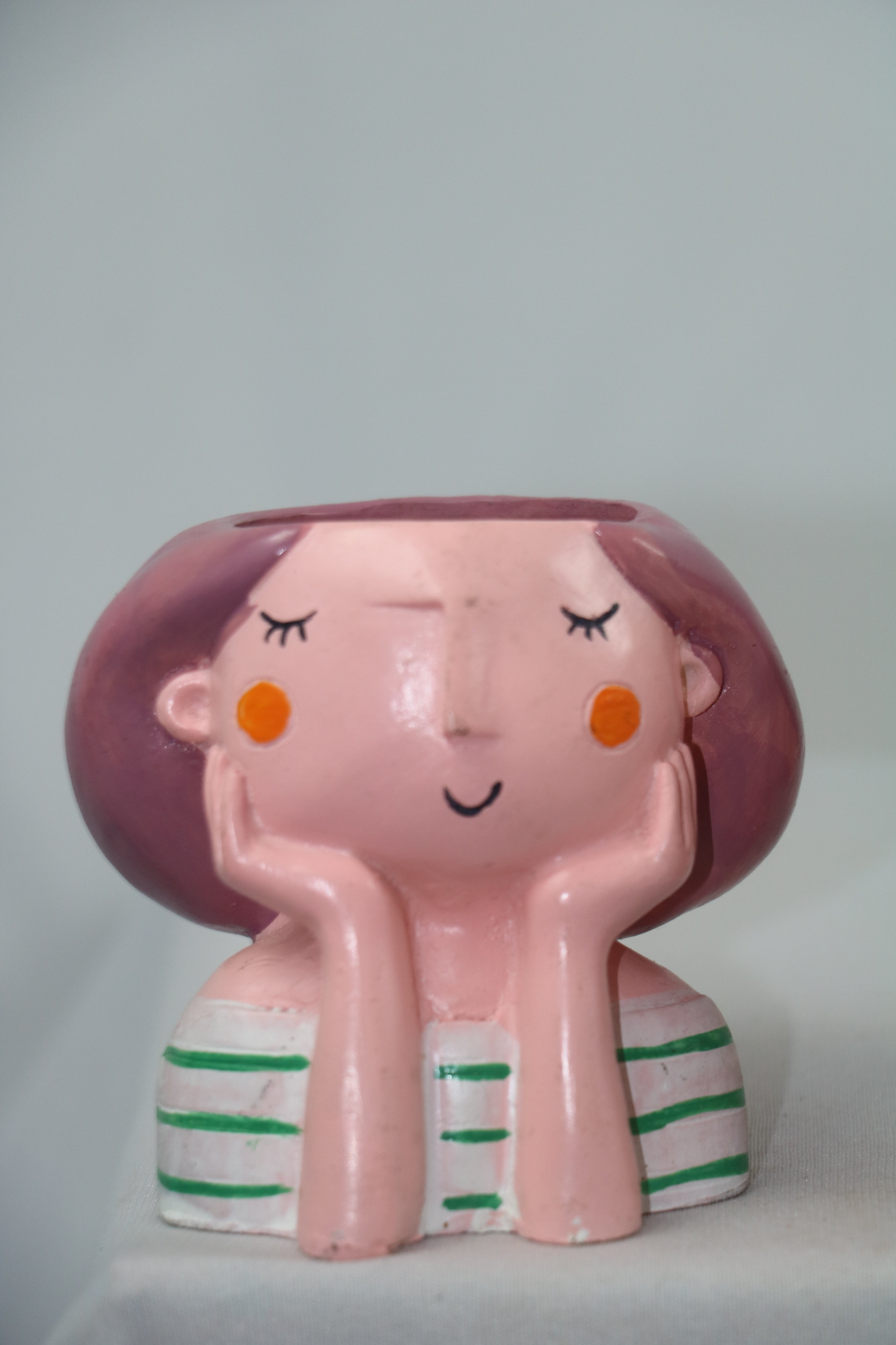 Decorative Girl Pen Stand – Cute & Functional Desk Accessory