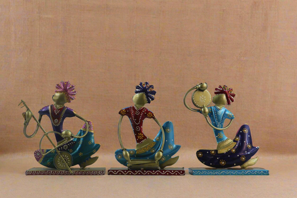 Iron Multicolor Antique Musician Set of 3 Decorative Showpiece