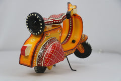 Hand-Painted Scooter Bike Showpiece – GI Tagged Craft from Varanasi