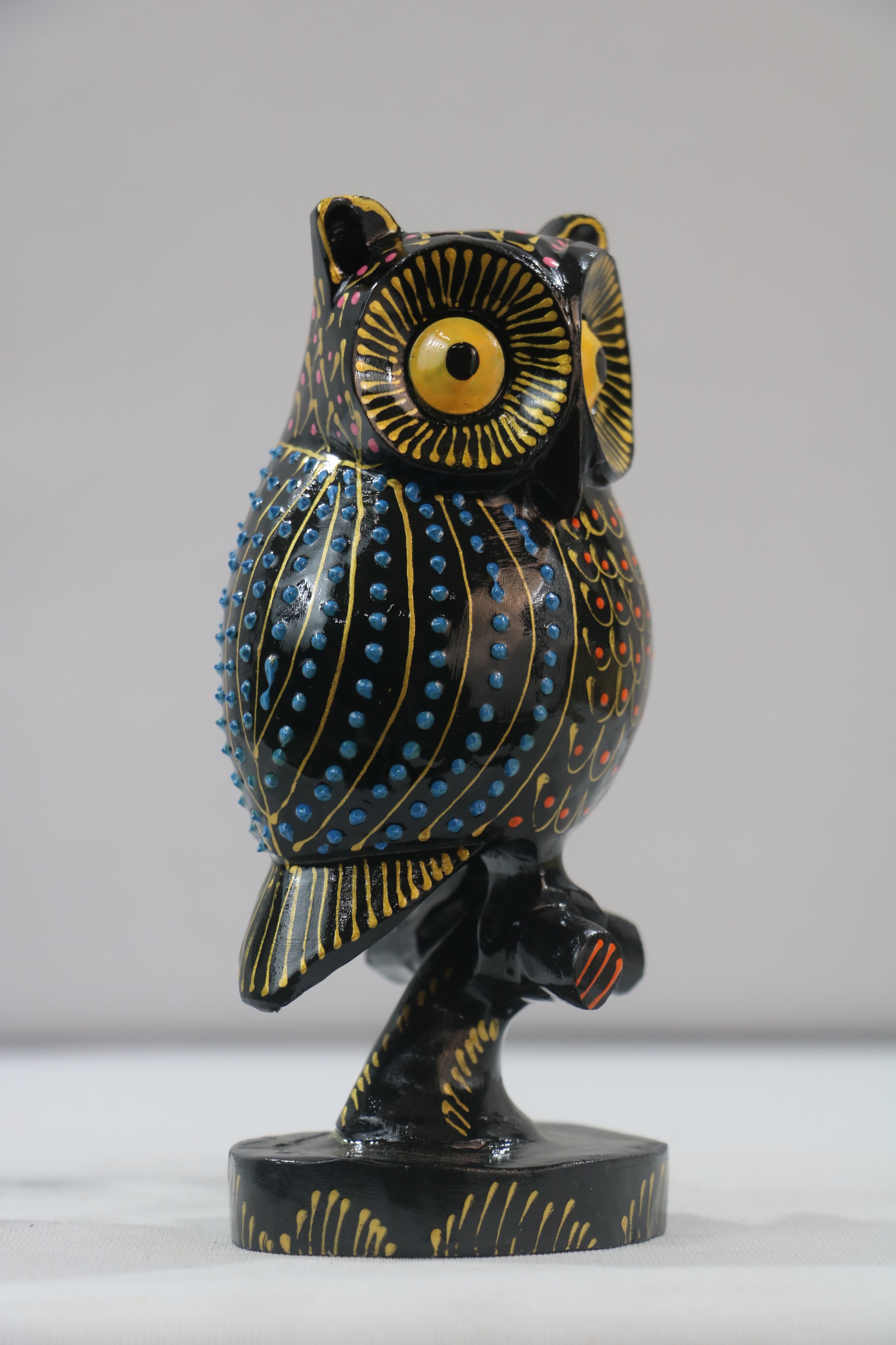 Hand-Painted Wooden Owl – Exclusive Artistic Home Decor