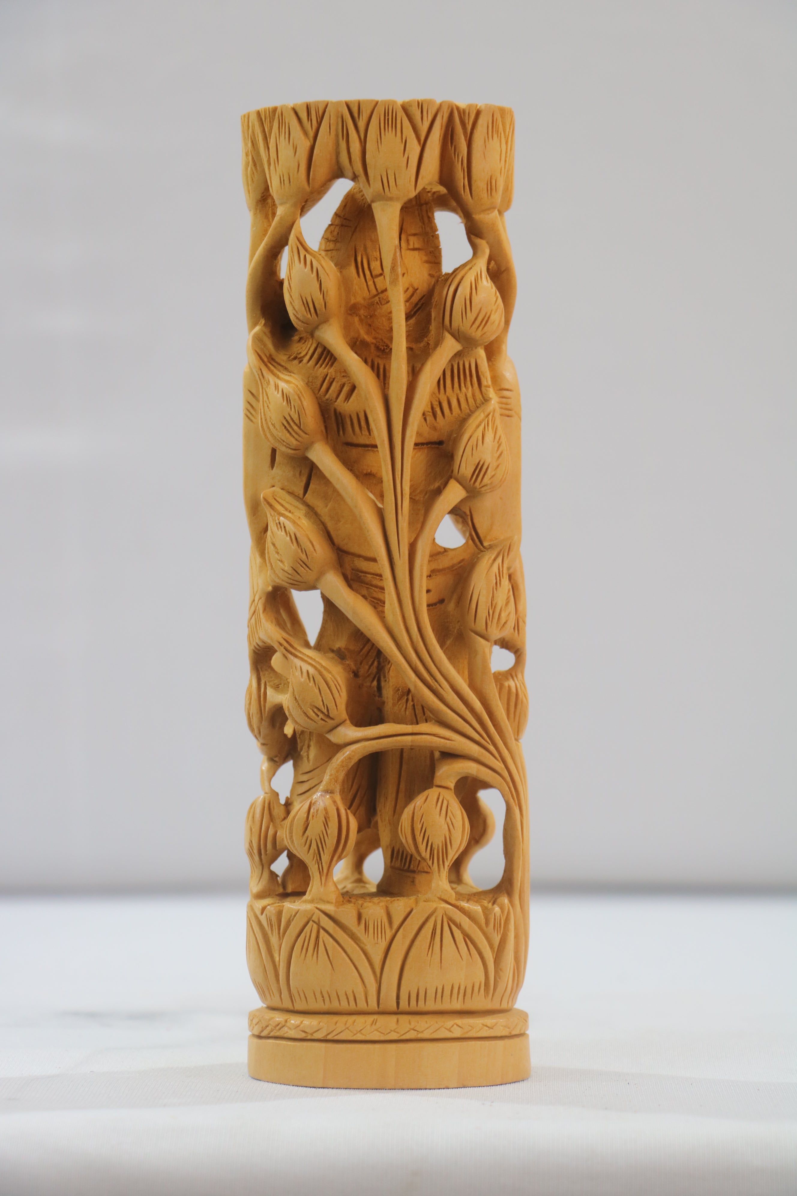 Hand-Carved Wooden Goddess Shiva Statue – Standing on Lotus
