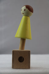 Girl Sculpture on Cube-Shaped Stand – Contemporary Home Decor