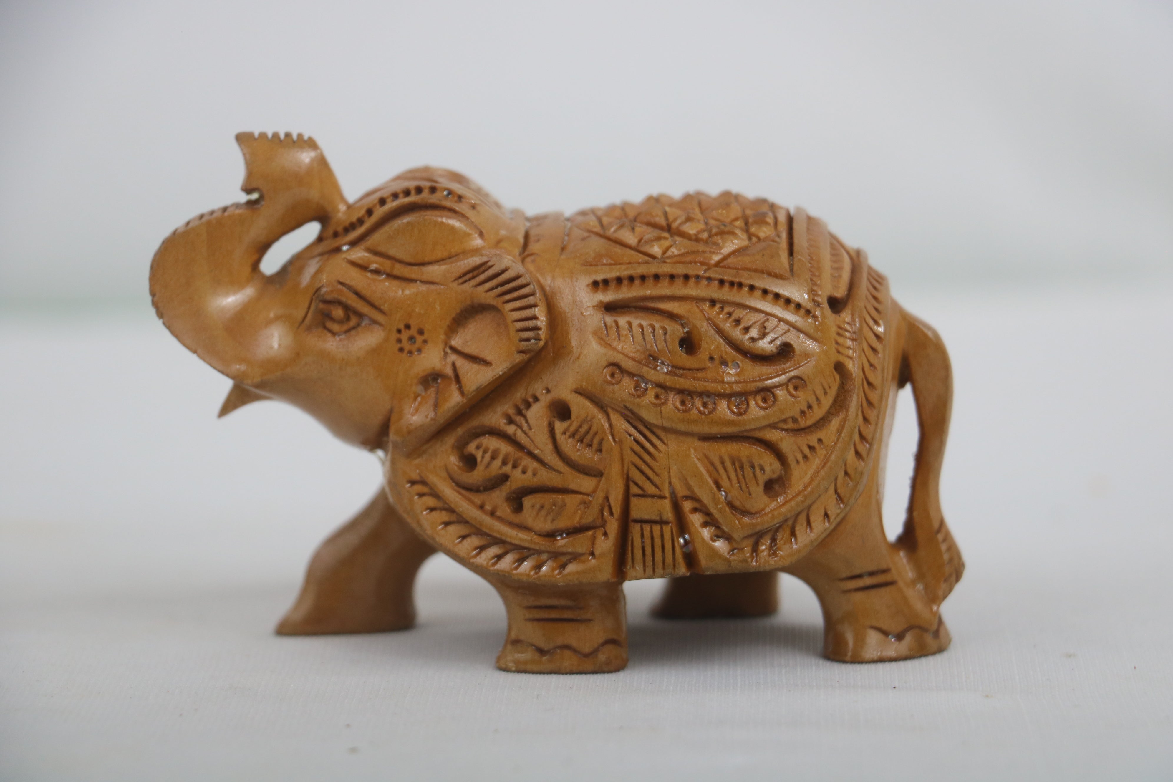 Hand-Carved Wooden Elephants – Artisan Decorative Sculptures