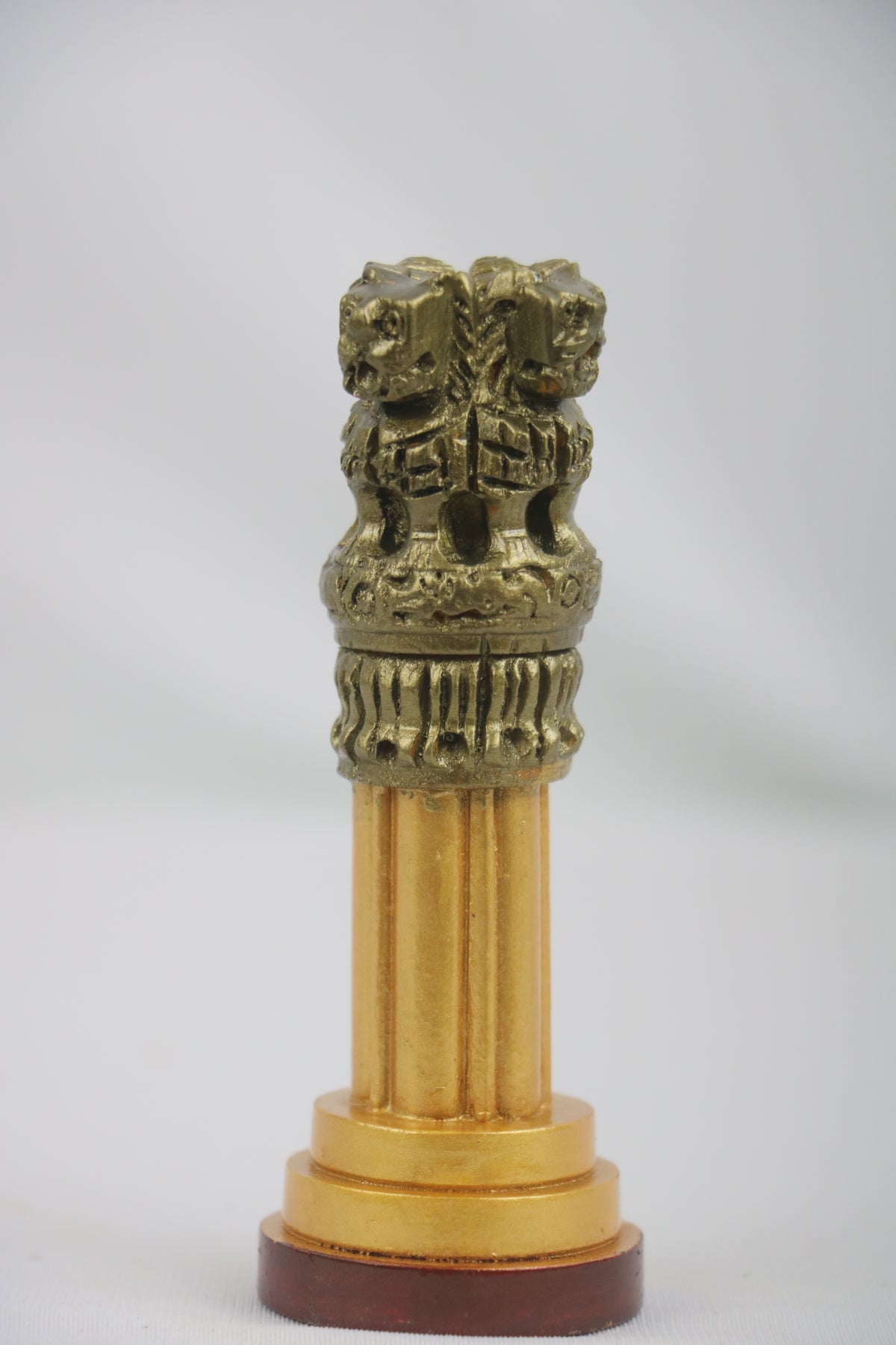 Handmade Wooden Ashoka Pillar – National Emblem Decorative Piece
