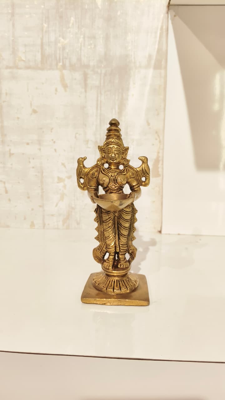 Graceful Brass Lady with Diya – Symbol of Devotion and Radiant Light from Aligarh