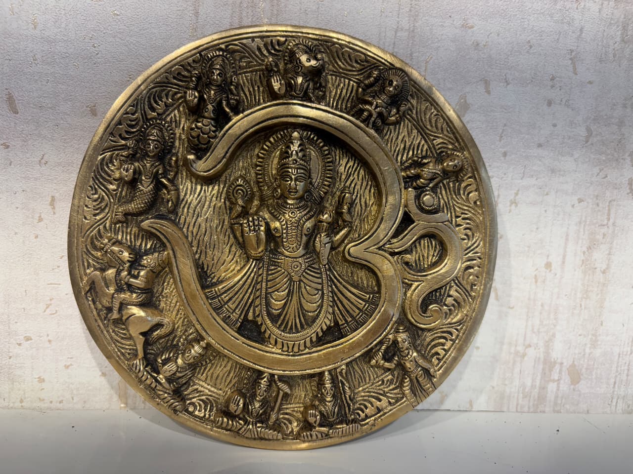 Vishnu Avatar and Goddess Lakshmi in the center