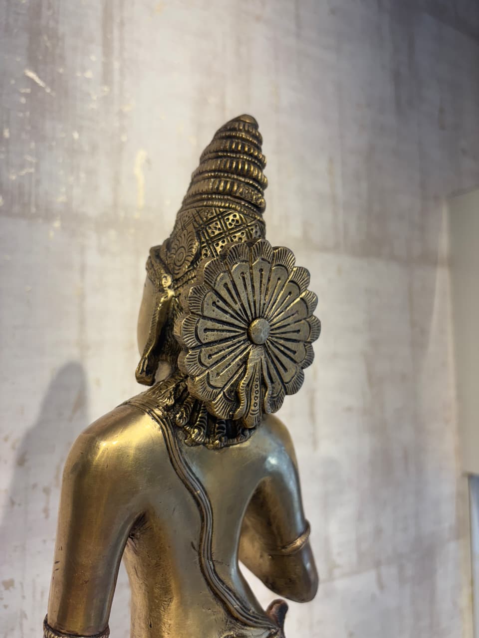 Elegant Brass Devi Lakshmi Statue - Divine Indian Goddess Sculpture