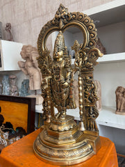 Antique Brass Lord Venkateswara Idol – Tirupati Balaji Statue with Arch for Home Temple