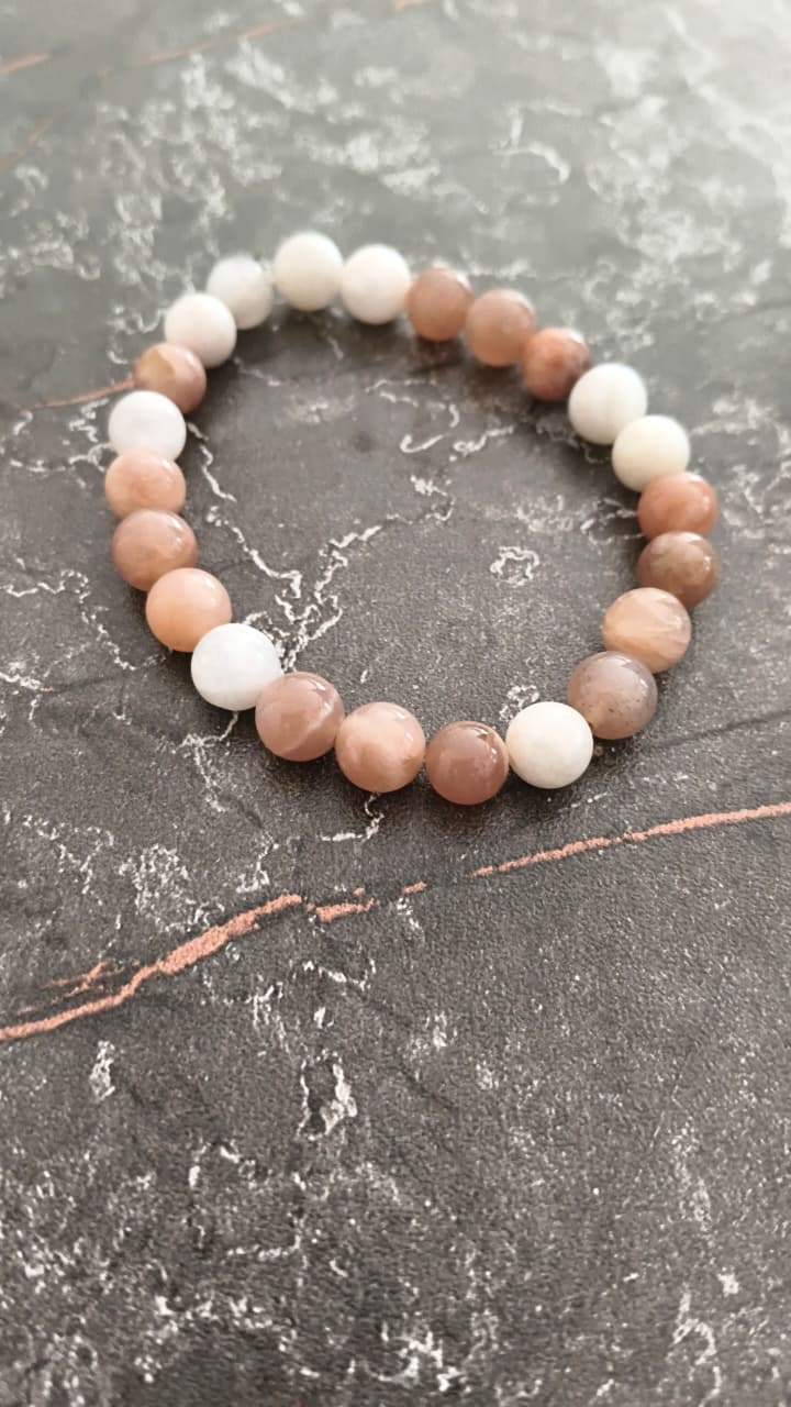 Peach & White Natural Crystal Bead Bracelet   Accessories